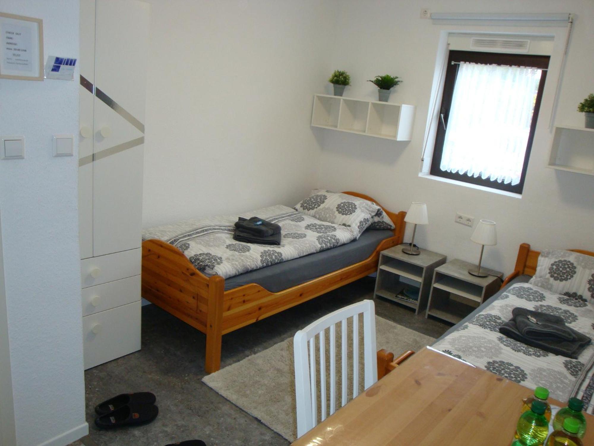 Cenet 1 Zimmer Apartment Зиндельфинген Экстерьер фото